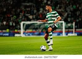 利兹联3-1切尔西，蓝军完败，暴露战术短板，惧怕强队。